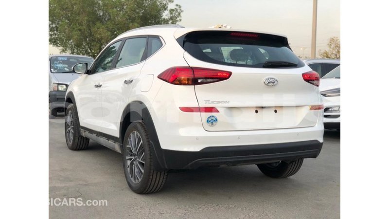 Big with watermark hyundai tucson abia state import dubai 10823
