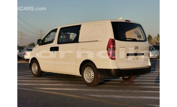 Buy Import Hyundai Accent White Car in Import - Dubai in Abia State Buy Import Hyundai Accent White Car in Import - Dubai in Abia State