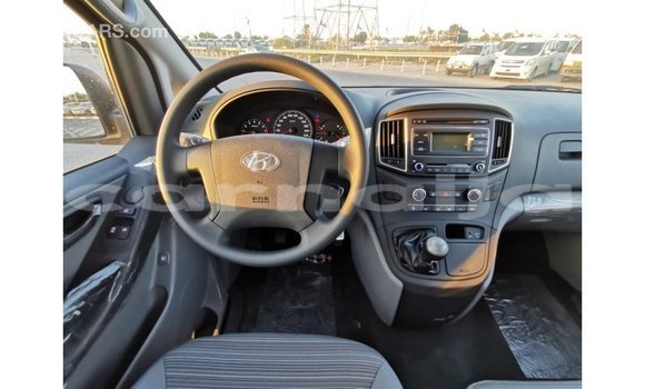 Buy Import Hyundai Accent White Car in Import - Dubai in Abia State Buy Import Hyundai Accent White Car in Import - Dubai in Abia State