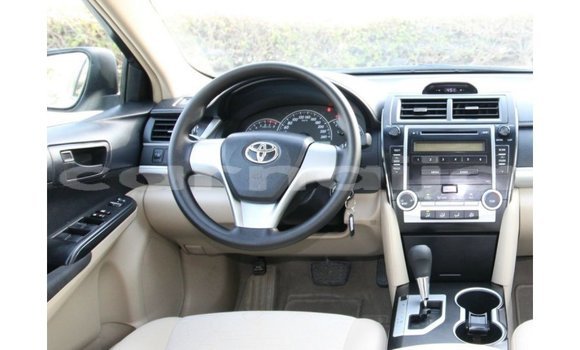 Buy Import Toyota Camry White Car in Import - Dubai in Abia State Buy Import Toyota Camry White Car in Import - Dubai in Abia State