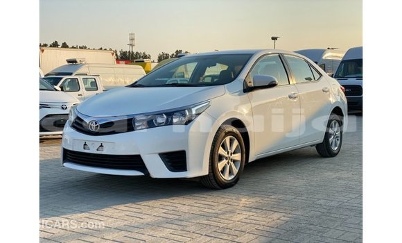 Buy Import Toyota Corolla White Car in Import - Dubai in Abia State Buy Import Toyota Corolla White Car in Import - Dubai in Abia State