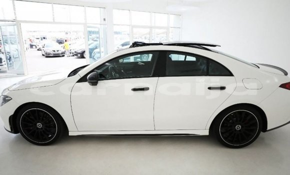 Buy Import Mercedes-Benz 250 White Car in Import - Dubai in Abia State Buy Import Mercedes-Benz 250 White Car in Import - Dubai in Abia State