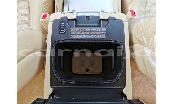Buy Import Toyota Land Cruiser White Car in Import - Dubai in Abia State Buy Import Toyota Land Cruiser White Car in Import - Dubai in Abia State