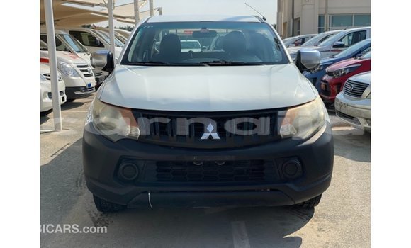Buy Import Mitsubishi L200 White Car in Import - Dubai in Abia State Buy Import Mitsubishi L200 White Car in Import - Dubai in Abia State