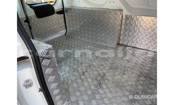 Buy Import Renault 6 White Car in Import - Dubai in Abia State Buy Import Renault 6 White Car in Import - Dubai in Abia State