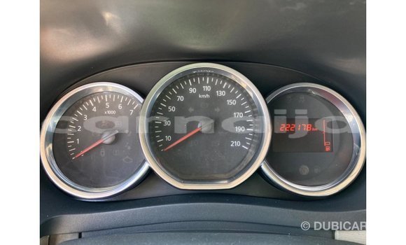 Buy Import Renault 6 White Car in Import - Dubai in Abia State Buy Import Renault 6 White Car in Import - Dubai in Abia State