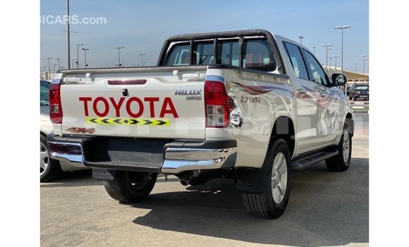 Buy Import Toyota Hilux White Car in Import - Dubai in Abia State Buy Import Toyota Hilux White Car in Import - Dubai in Abia State