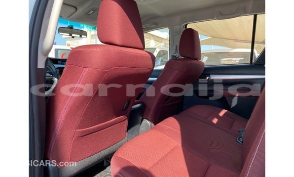 Buy Import Toyota Hilux White Car in Import - Dubai in Abia State Buy Import Toyota Hilux White Car in Import - Dubai in Abia State