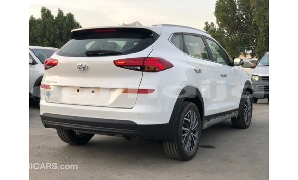 Buy Import Hyundai Tucson White Car in Import - Dubai in Abia State Buy Import Hyundai Tucson White Car in Import - Dubai in Abia State