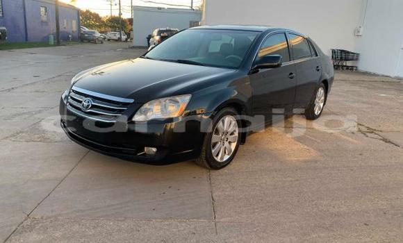 Buy Used Toyota Avalon Black Car in Warri in Delta State
