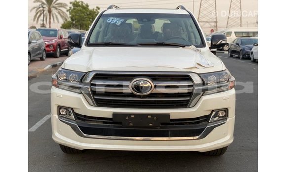 Buy Import Toyota Land Cruiser White Car in Import - Dubai in Abia State Buy Import Toyota Land Cruiser White Car in Import - Dubai in Abia State