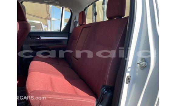 Buy Import Toyota Hilux White Car in Import - Dubai in Abia State Buy Import Toyota Hilux White Car in Import - Dubai in Abia State