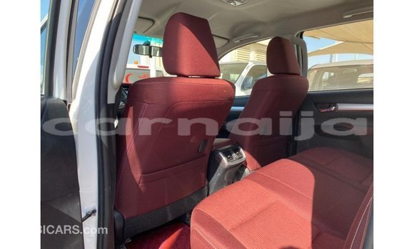 Buy Import Toyota Hilux White Car in Import - Dubai in Abia State Buy Import Toyota Hilux White Car in Import - Dubai in Abia State