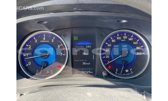 Buy Import Toyota Hilux White Car in Import - Dubai in Abia State Buy Import Toyota Hilux White Car in Import - Dubai in Abia State