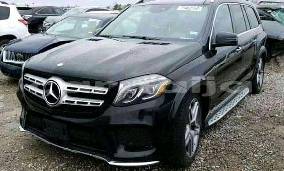 Acheter Neuf Voiture Mercedes-Benz C–Class Blanc à Isanlu, État de Kogi Acheter Neuf Voiture Mercedes-Benz C–Class Blanc à Isanlu, État de Kogi