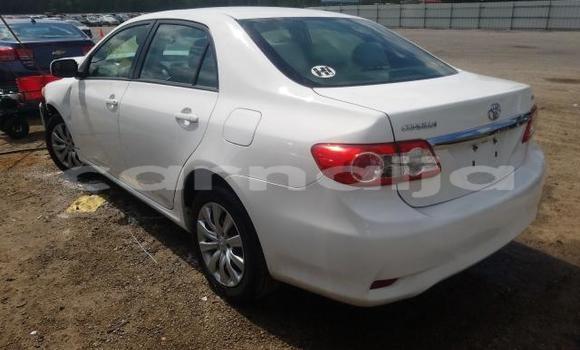 Acheter Neuf Voiture Toyota Corolla Blanc à Deba, État de Gombe