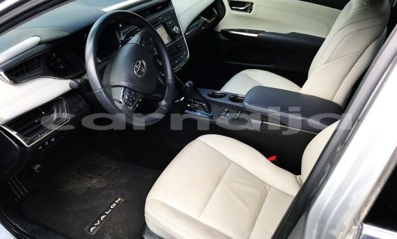 Buy New Toyota Avalon Silver Car in Abuja in Lagos State Buy New Toyota Avalon Silver Car in Abuja in Lagos State