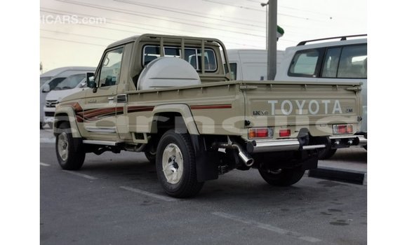 Buy Import Toyota Land Cruiser Beige Car in Import - Dubai in Abia State Buy Import Toyota Land Cruiser Beige Car in Import - Dubai in Abia State