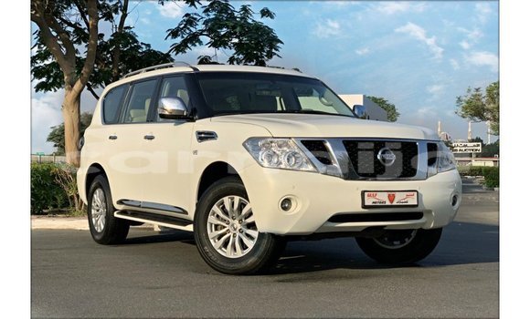 Buy Import Nissan Patrol White Car in Import - Dubai in Abia State Buy Import Nissan Patrol White Car in Import - Dubai in Abia State