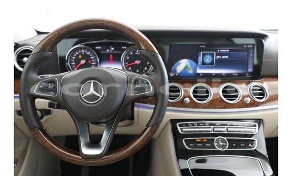 Buy Import Mercedes‒Benz 1117 Blue Truck in Import - Dubai in Abia State Buy Import Mercedes‒Benz 1117 Blue Truck in Import - Dubai in Abia State