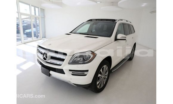 Buy Import Mercedes‒Benz 1117 White Truck in Import - Dubai in Abia State Buy Import Mercedes‒Benz 1117 White Truck in Import - Dubai in Abia State