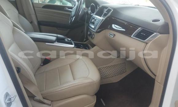 Acheter Import Voiture Mercedes-Benz ML–Class Blanc à Abuja, État de Lagos Acheter Import Voiture Mercedes-Benz ML–Class Blanc à Abuja, État de Lagos