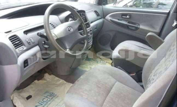 Acheter Occasion Voiture Toyota Previa Bleu à Lagos, État de Lagos Acheter Occasion Voiture Toyota Previa Bleu à Lagos, État de Lagos