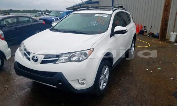 Acheter Occasion Voiture Toyota RAV4 Blanc à Lagos, État de Lagos Acheter Occasion Voiture Toyota RAV4 Blanc à Lagos, État de Lagos