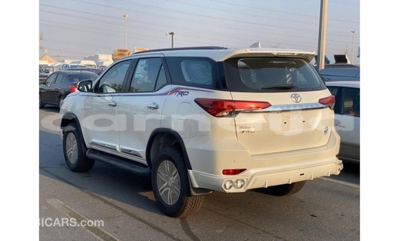 Buy Import Toyota Fortuner White Car in Import - Dubai in Abia State Buy Import Toyota Fortuner White Car in Import - Dubai in Abia State