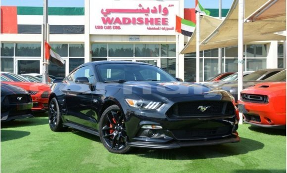 Acheter Import Voiture Ford Mustang Noir à Import - Dubai, État d'Abia Acheter Import Voiture Ford Mustang Noir à Import - Dubai, État d'Abia