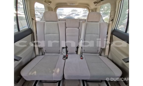 Acheter Import Voiture Toyota Prado Blanc à Import - Dubai, État d'Abia Acheter Import Voiture Toyota Prado Blanc à Import - Dubai, État d'Abia