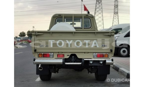 Acheter Import Voiture Toyota Land Cruiser Beige à Import - Dubai, État d'Abia Acheter Import Voiture Toyota Land Cruiser Beige à Import - Dubai, État d'Abia