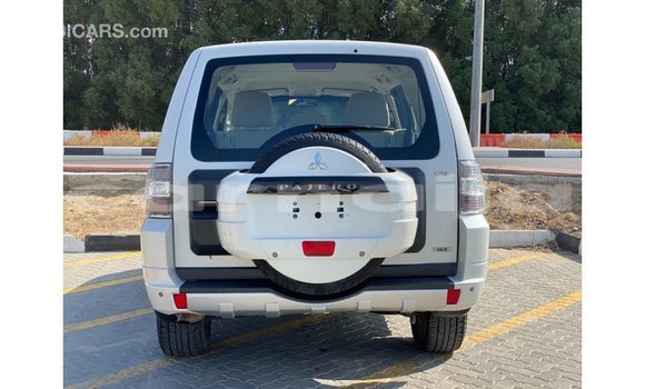 Buy Import Mitsubishi Pajero White Car in Import - Dubai in Abia State Buy Import Mitsubishi Pajero White Car in Import - Dubai in Abia State