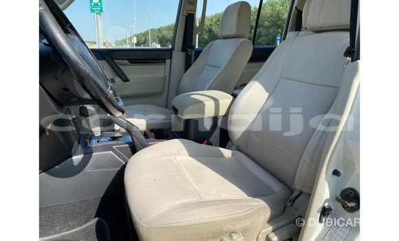 Buy Import Mitsubishi Pajero White Car in Import - Dubai in Abia State Buy Import Mitsubishi Pajero White Car in Import - Dubai in Abia State