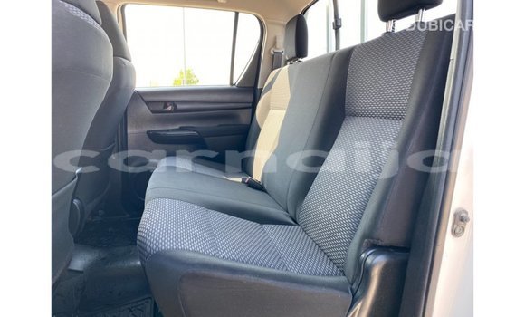 Buy Import Toyota Hilux White Car in Import - Dubai in Abia State Buy Import Toyota Hilux White Car in Import - Dubai in Abia State