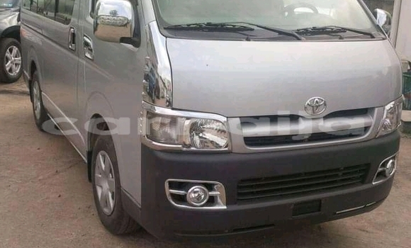 Buy New Toyota Hiace Other Car in Ipokia in Ogun State Buy New Toyota Hiace Other Car in Ipokia in Ogun State