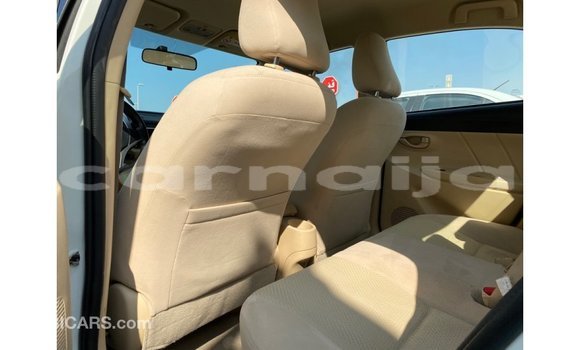 Buy Import Toyota Yaris White Car in Import - Dubai in Abia State Buy Import Toyota Yaris White Car in Import - Dubai in Abia State