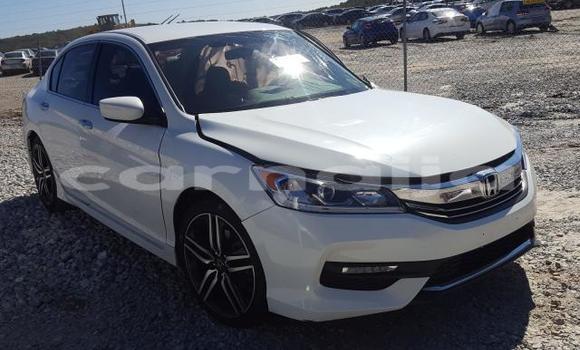 Acheter Neuf Voiture Honda Accord Blanc à Calabar, État de Cross River