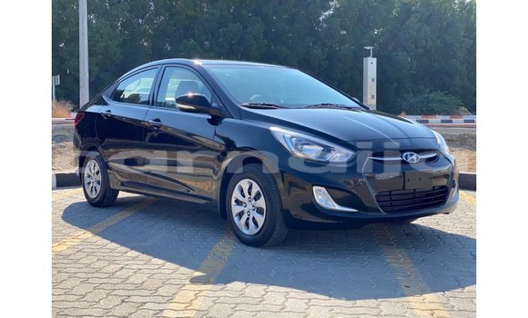 Acheter Import Voiture Hyundai Accent Noir à Import - Dubai, État d'Abia