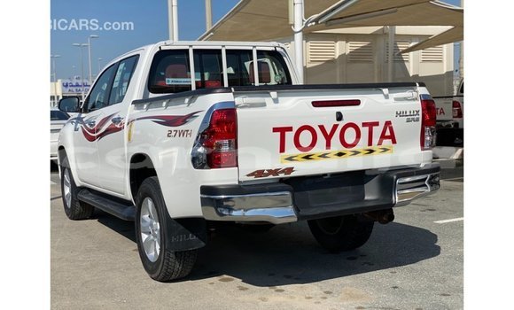 Acheter Import Voiture Toyota Hilux Blanc à Import - Dubai, État d'Abia Acheter Import Voiture Toyota Hilux Blanc à Import - Dubai, État d'Abia