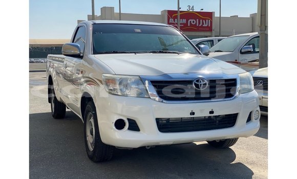 Buy Import Toyota Hilux White Car in Import - Dubai in Abia State Buy Import Toyota Hilux White Car in Import - Dubai in Abia State