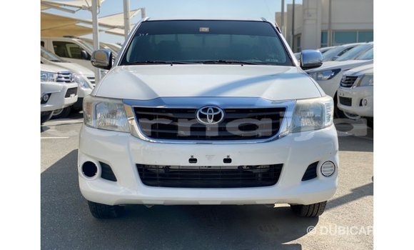 Buy Import Toyota Hilux White Car in Import - Dubai in Abia State Buy Import Toyota Hilux White Car in Import - Dubai in Abia State