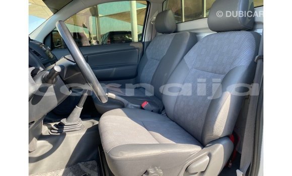 Buy Import Toyota Hilux White Car in Import - Dubai in Abia State Buy Import Toyota Hilux White Car in Import - Dubai in Abia State