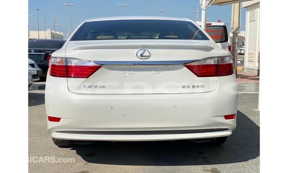Buy Import Lexus ES White Car in Import - Dubai in Abia State Buy Import Lexus ES White Car in Import - Dubai in Abia State
