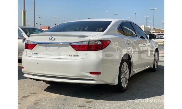 Buy Import Lexus ES White Car in Import - Dubai in Abia State Buy Import Lexus ES White Car in Import - Dubai in Abia State