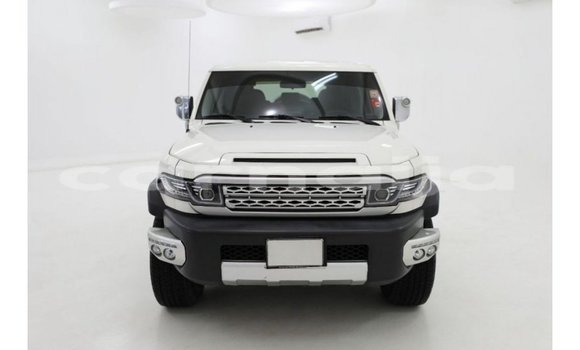 Buy Import Toyota FJ Cruiser White Car in Import - Dubai in Abia State Buy Import Toyota FJ Cruiser White Car in Import - Dubai in Abia State