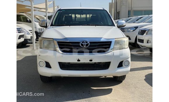 Buy Import Toyota Hilux White Car in Import - Dubai in Abia State Buy Import Toyota Hilux White Car in Import - Dubai in Abia State