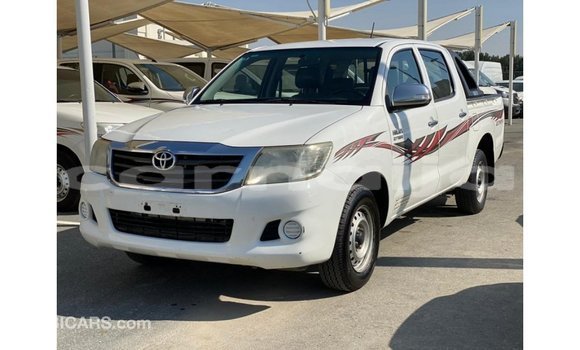 Buy Import Toyota Hilux White Car in Import - Dubai in Abia State Buy Import Toyota Hilux White Car in Import - Dubai in Abia State