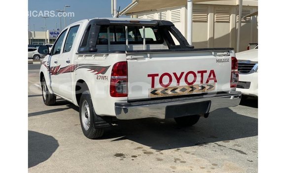 Buy Import Toyota Hilux White Car in Import - Dubai in Abia State Buy Import Toyota Hilux White Car in Import - Dubai in Abia State