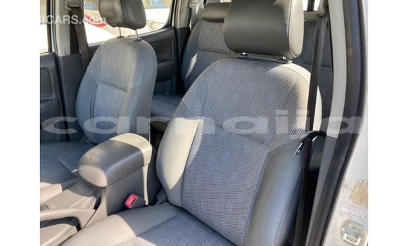 Buy Import Toyota Hilux White Car in Import - Dubai in Abia State Buy Import Toyota Hilux White Car in Import - Dubai in Abia State